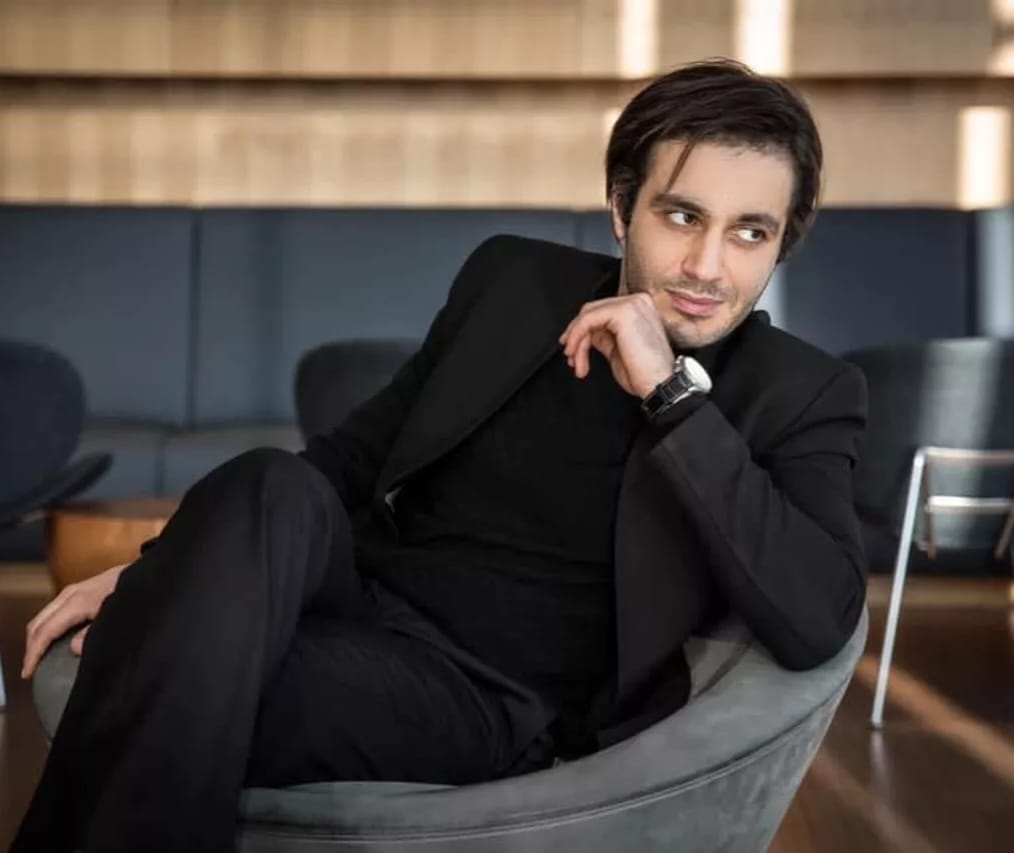 ნიკა ემუხვარის პორტრეტი